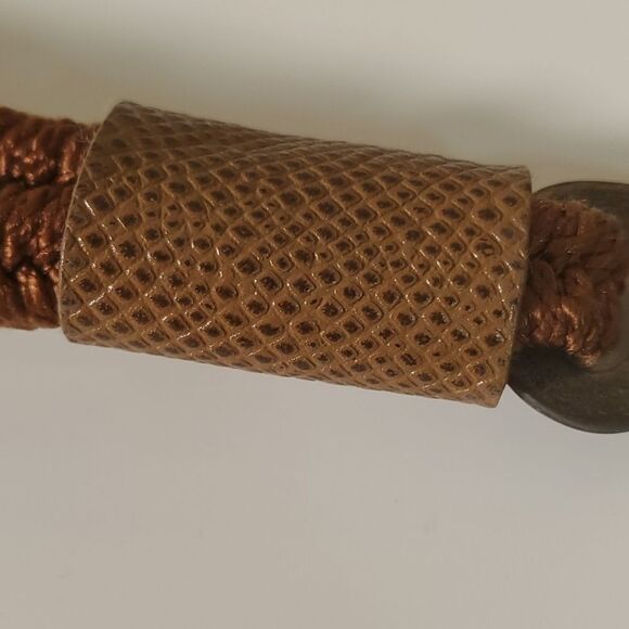 Beautiful leather belt. 19'..made in leather shop. - Picture 9 of 9